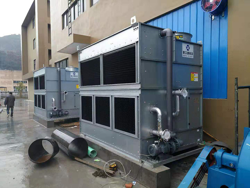 5fb33bccf16b5.jpg 02.jpg